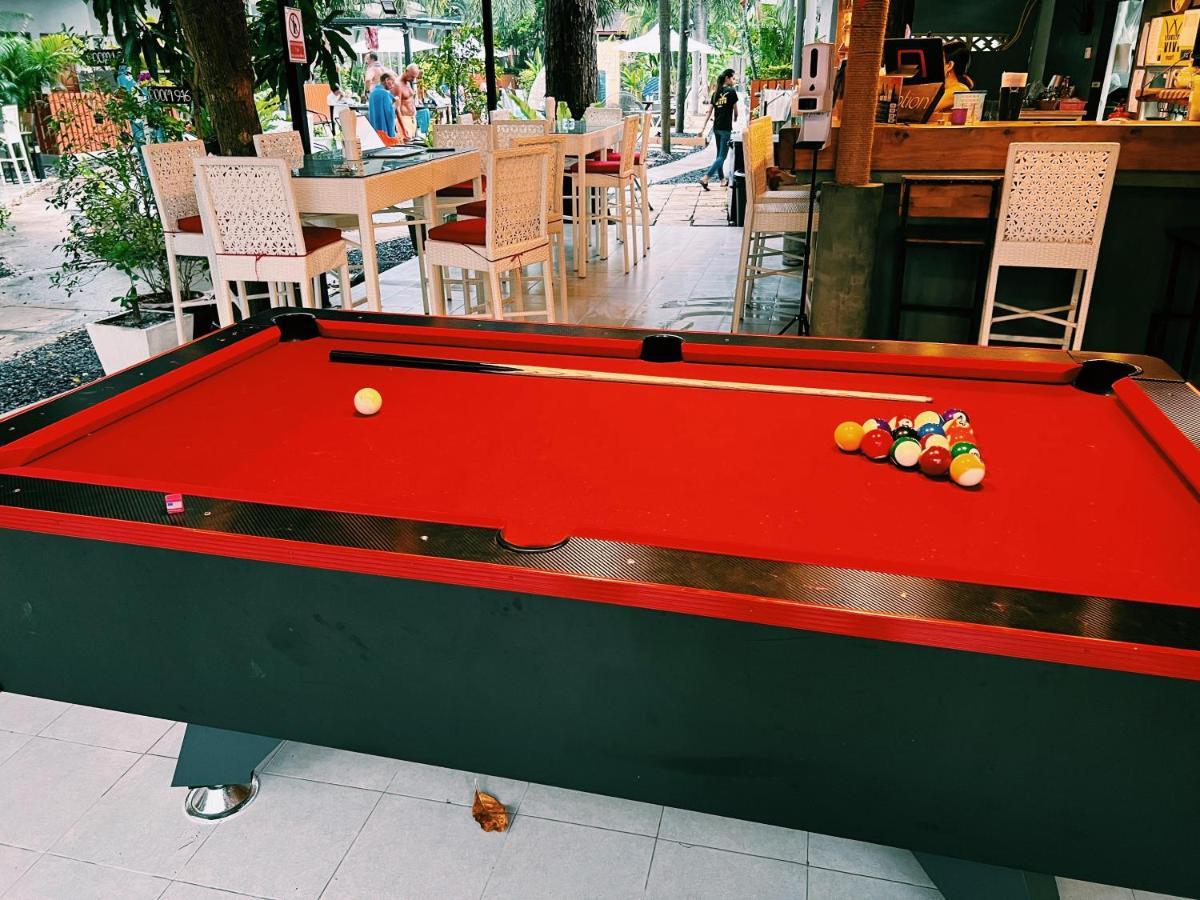 Vivi Hotel Resort Phuket Bagian luar foto