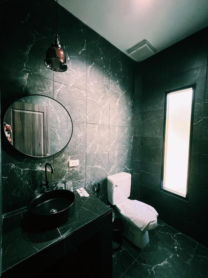 Vivi Hotel Resort Phuket Bagian luar foto